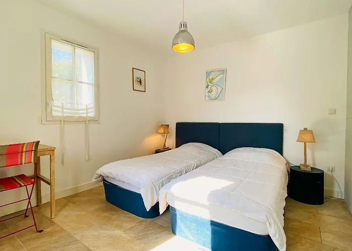 Superbe Avec Piscine Dans Le Village De St Clément Villa Saint-Clément-des-Baleines